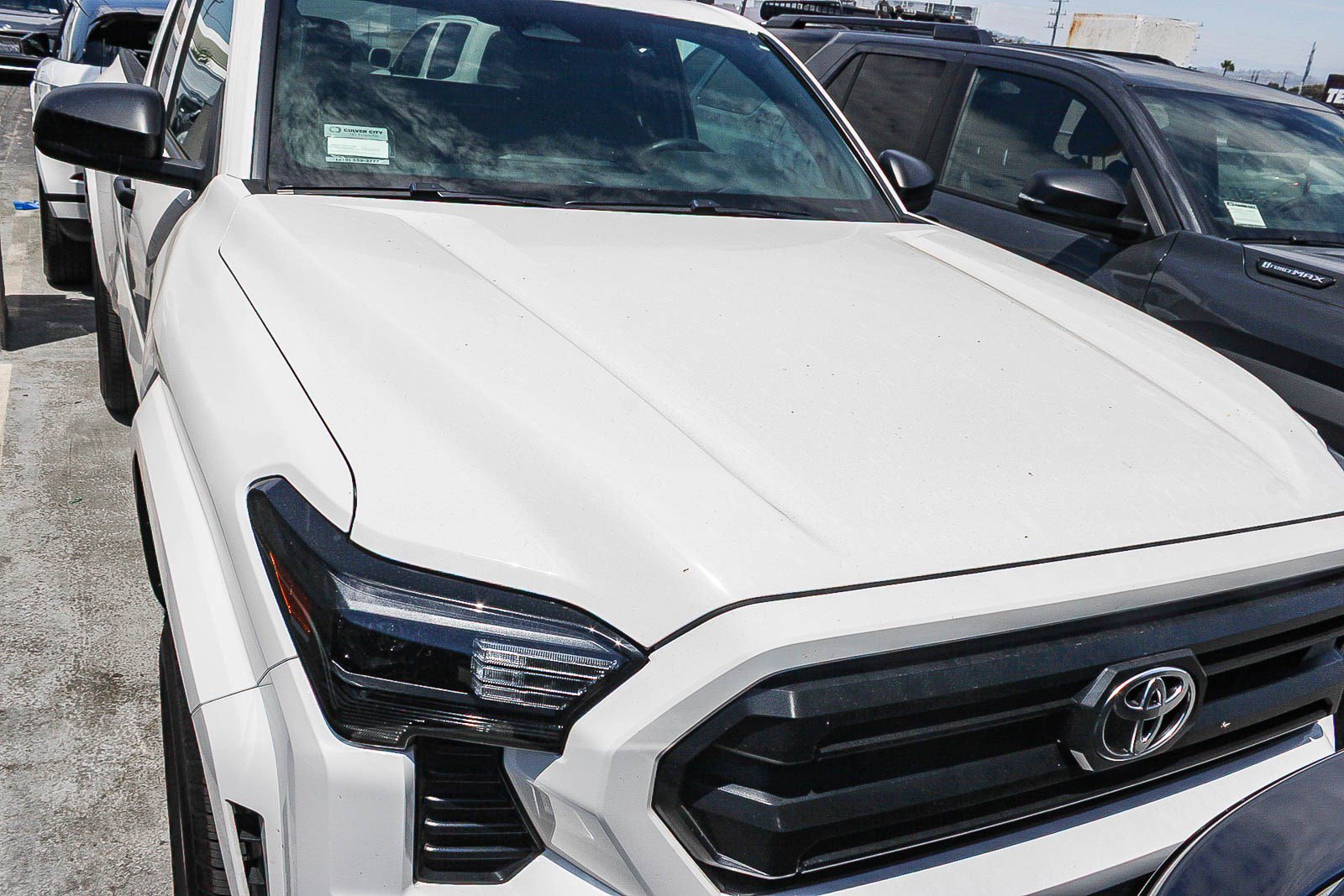 Used 2025 Toyota Tacoma SR RWD image 3