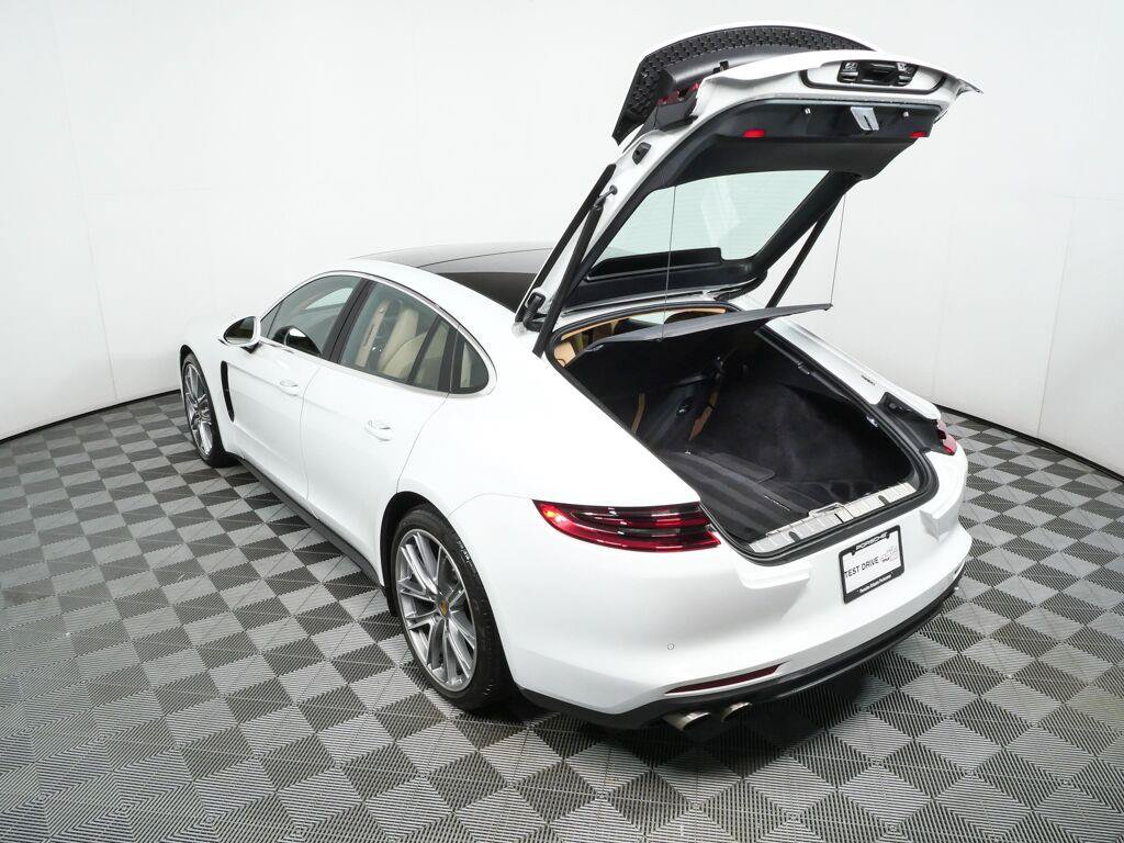 Certified 2018 Porsche Panamera 4S AWD/4WD image 33