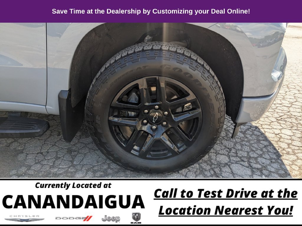 Used 2025 Chevrolet Silverado 1500 RST AWD/4WD image 33