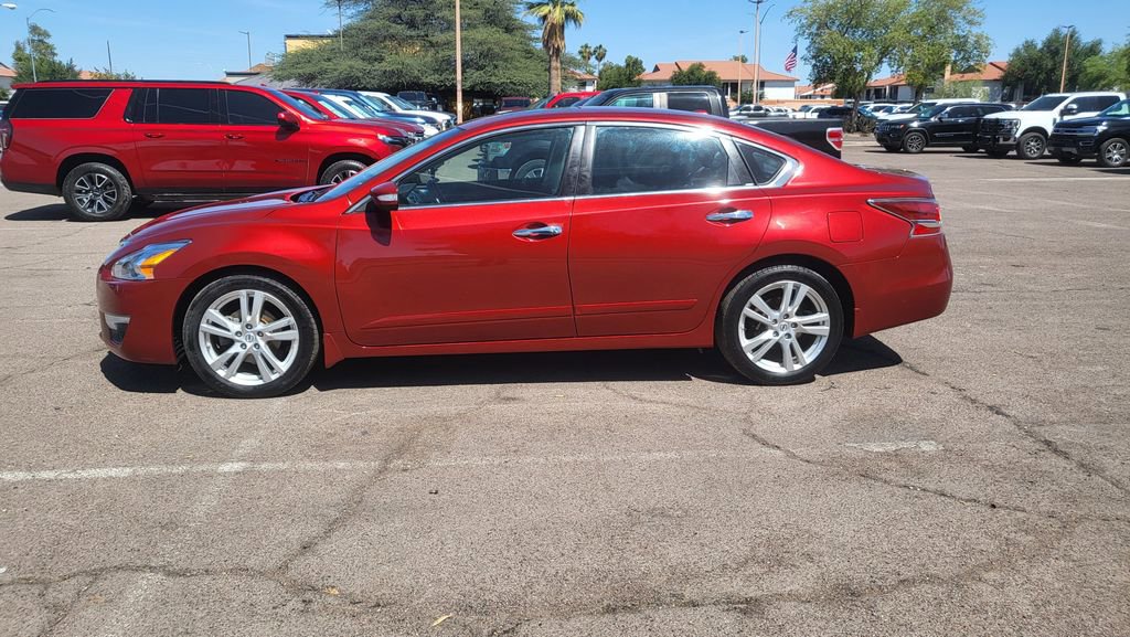 Used 2015 Nissan Altima 3.5 SL FWD image 5