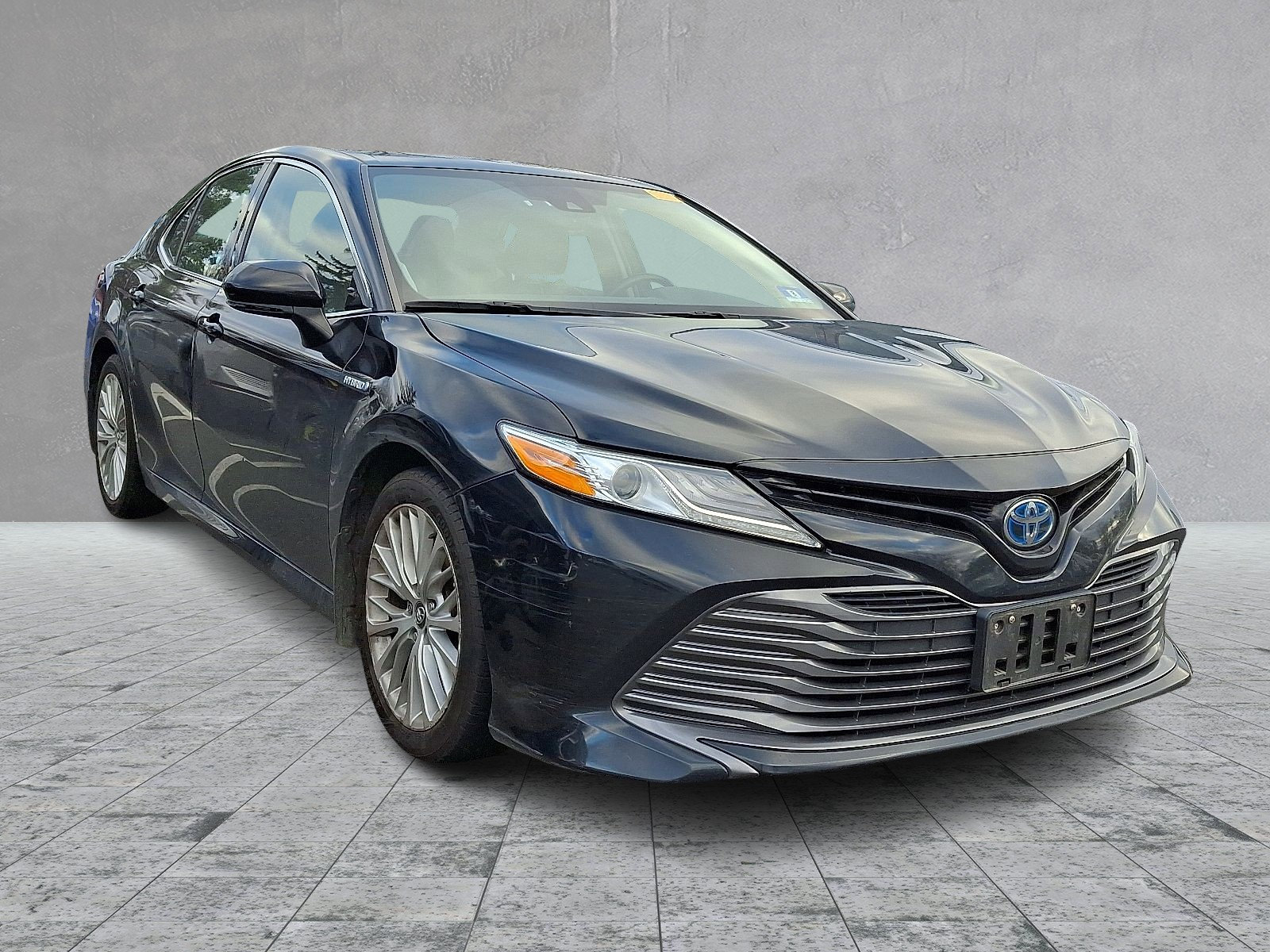 Used 2020 Toyota Camry XLE