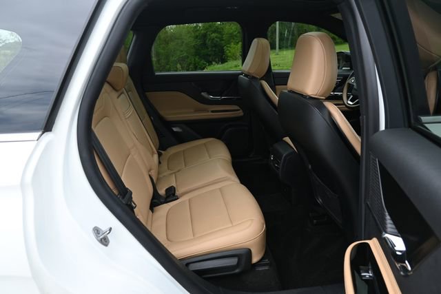 Used 2022 Lincoln Corsair Reserve AWD/4WD image 21
