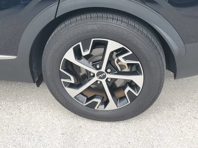 Certified 2024 Kia Sportage EX FWD image 5