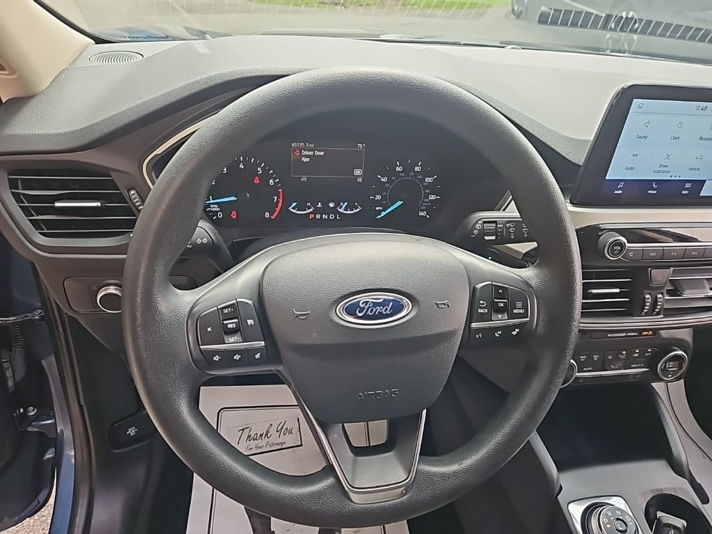 Used 2020 Ford Escape SE image 13