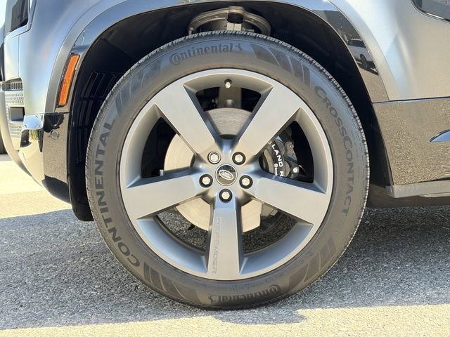 Used 2024 Land Rover Defender 110 Carpathian Edition image 32