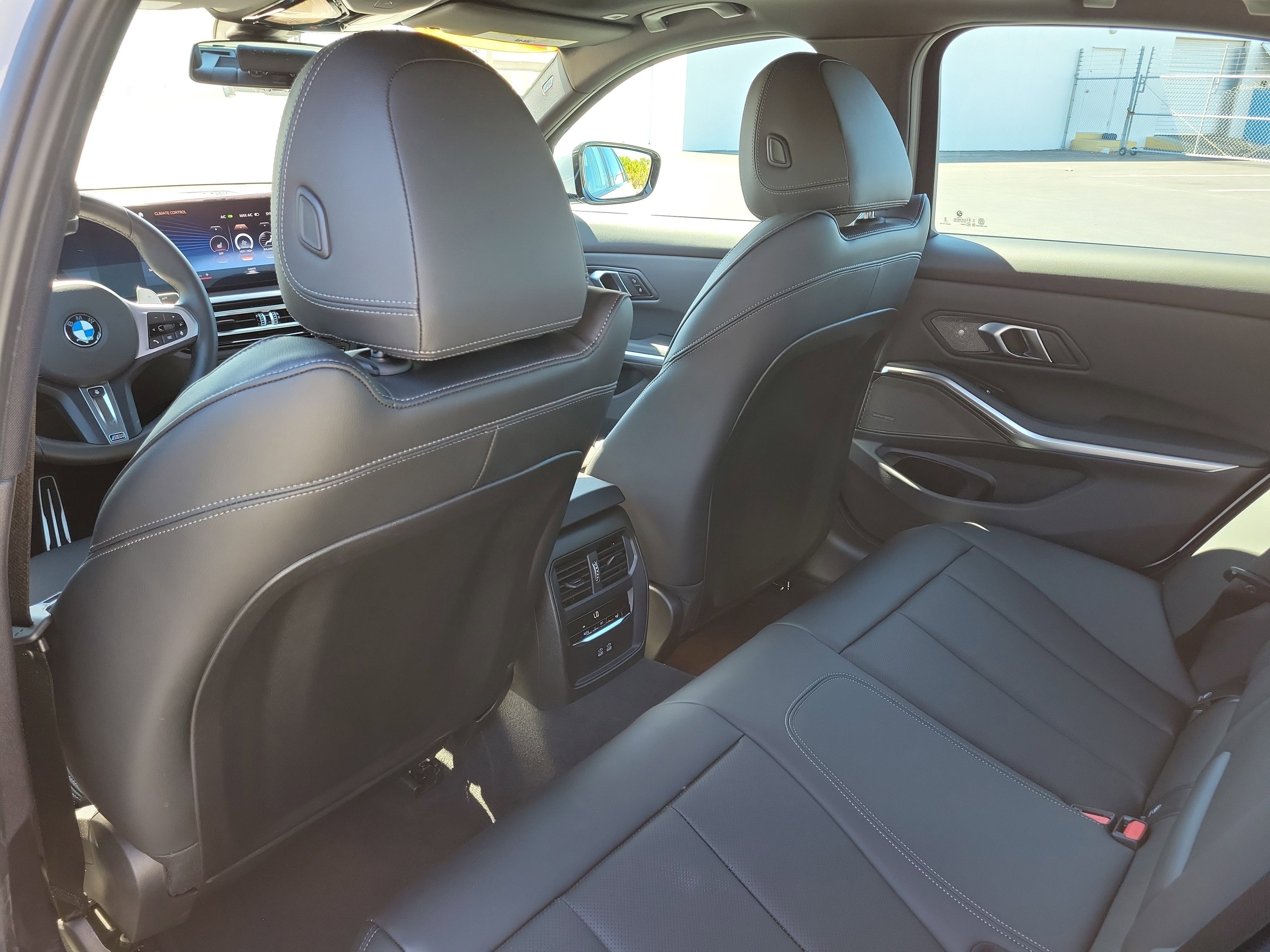 Used 2024 BMW 330i xDrive 330i xDrive image 11