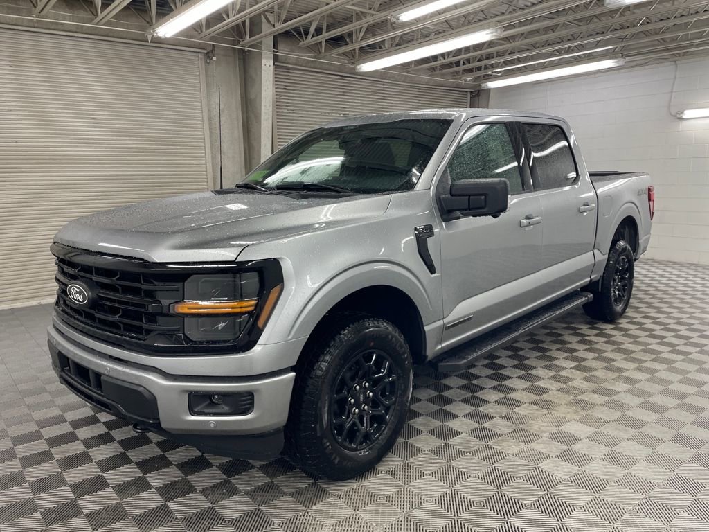 New 2025 Ford F150 XLT w/ Equipment Group 302A MID image 13