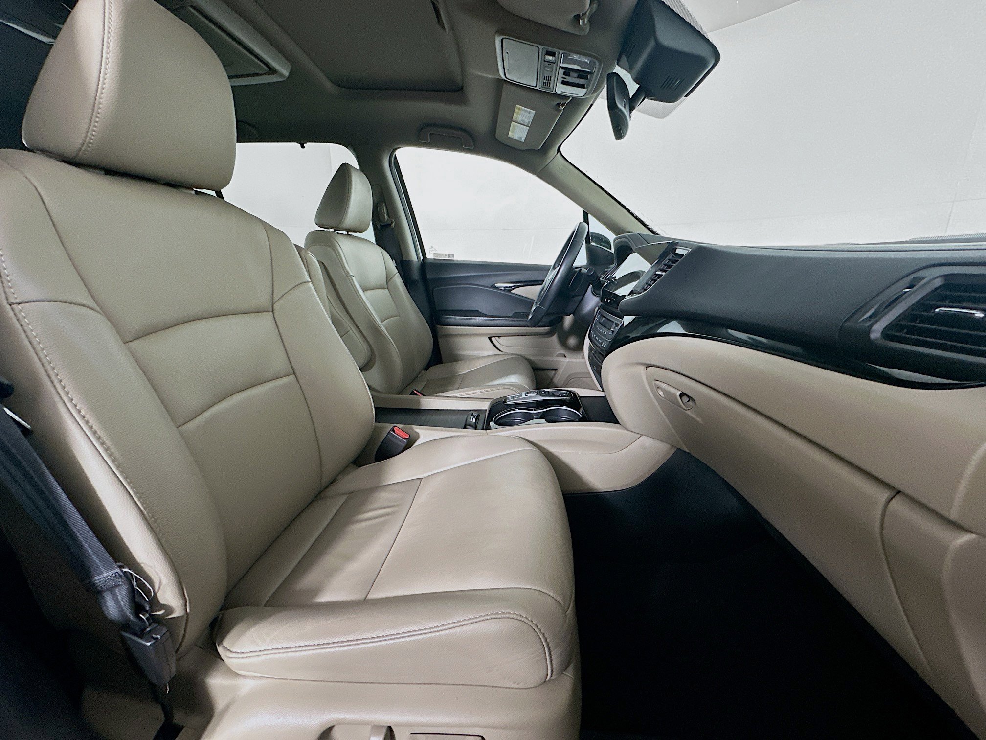 Used 2022 Honda Pilot Touring image 34