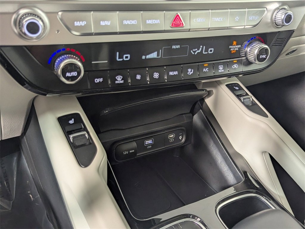 Used 2023 Kia Telluride S image 21