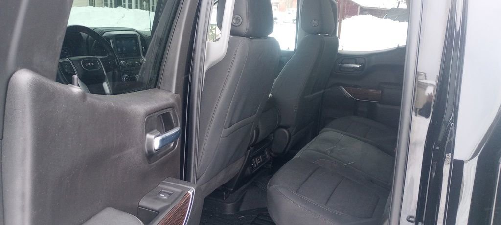 Used 2020 GMC Sierra 1500 Elevation w/ Elevation Value Package image 15