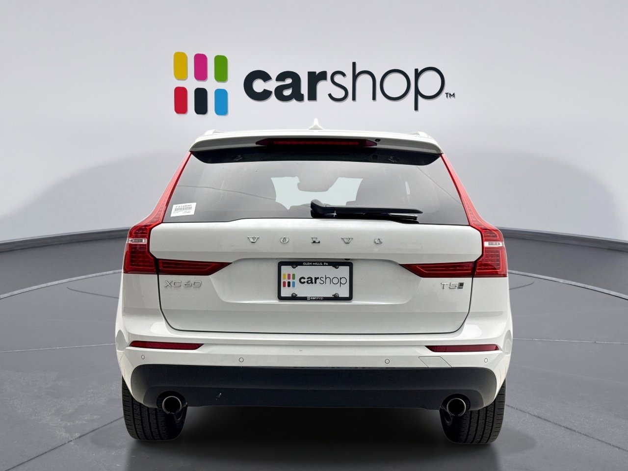 Used 2021 Volvo XC60 T5 Momentum w/ Premium Package image 4