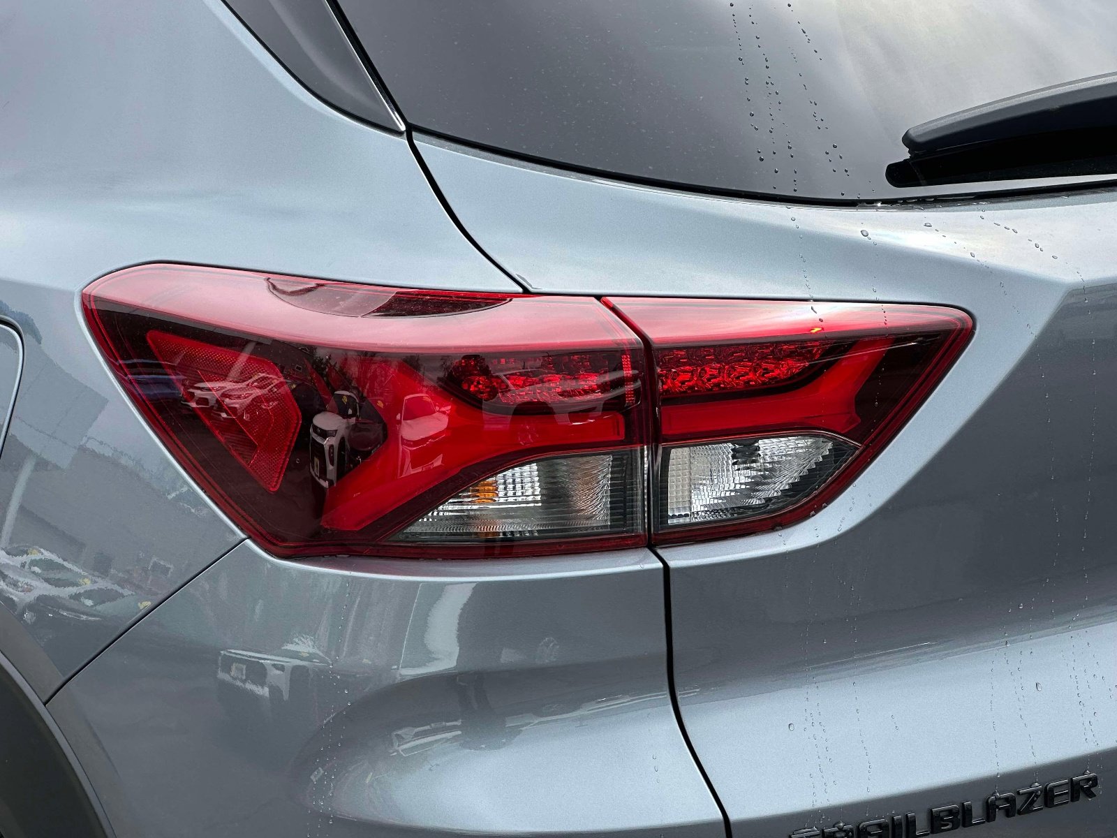 Used 2021 Chevrolet TrailBlazer RS AWD/4WD image 10