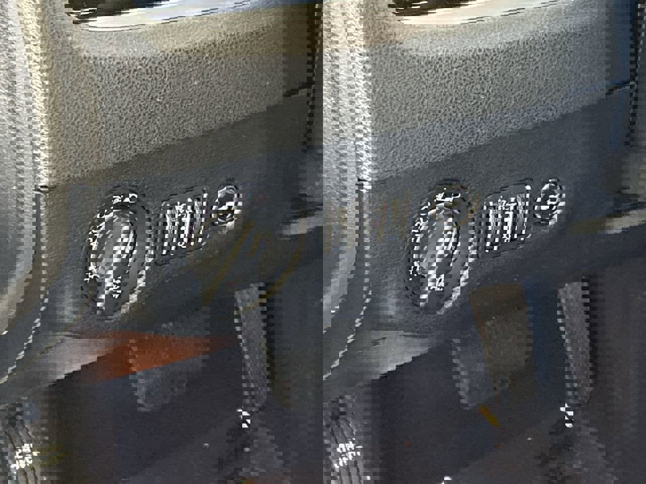 Used 2023 Chrysler 300 S image 13