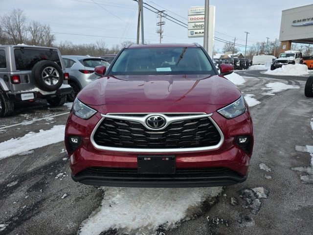 Used 2026 Toyota Highlander XLE image 15