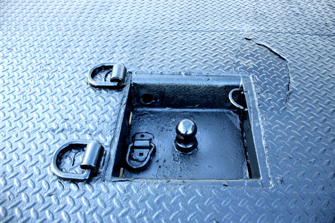 Used 2005 Ford F250 XL image 8