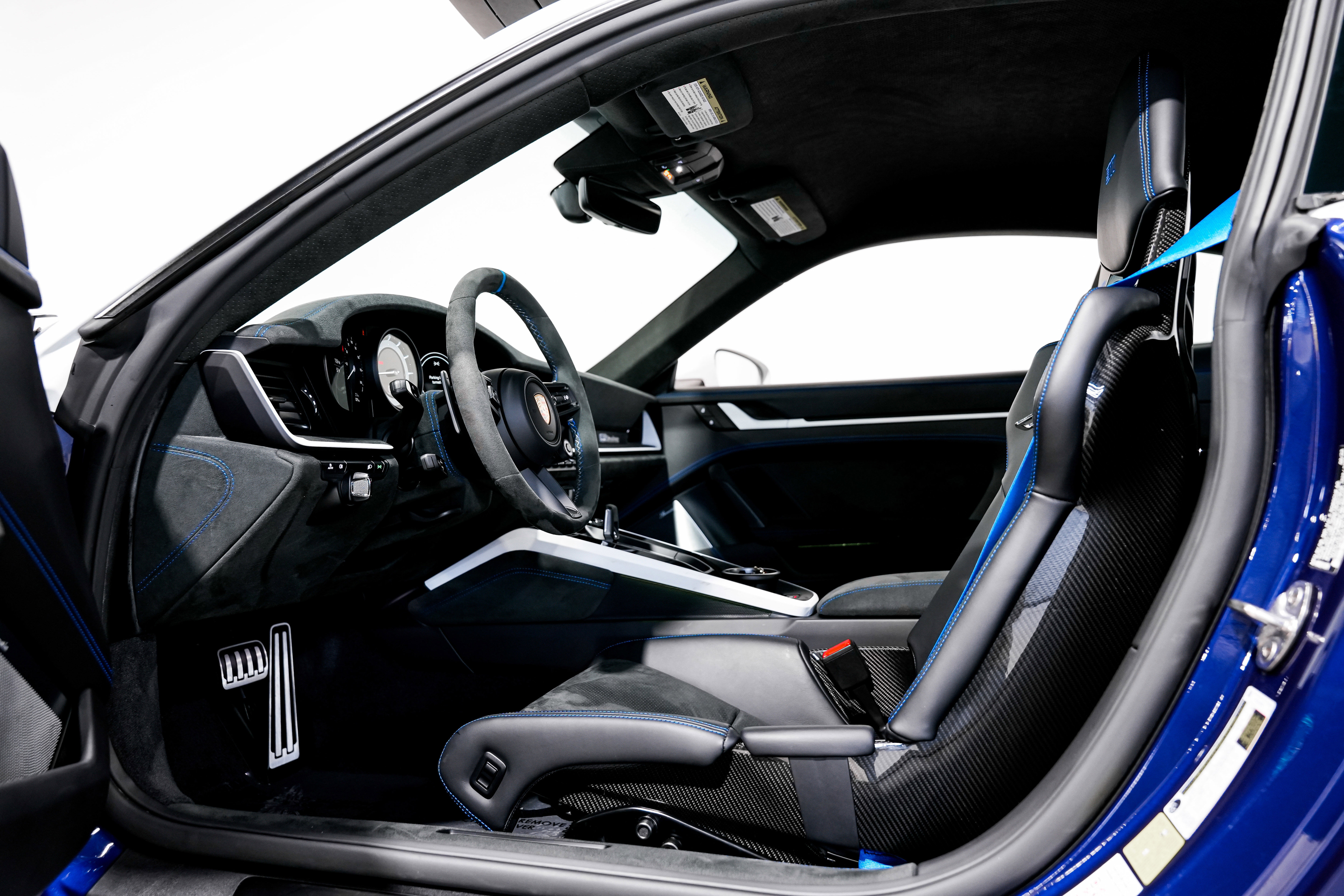 Used 2024 Porsche 911 Dakar image 26