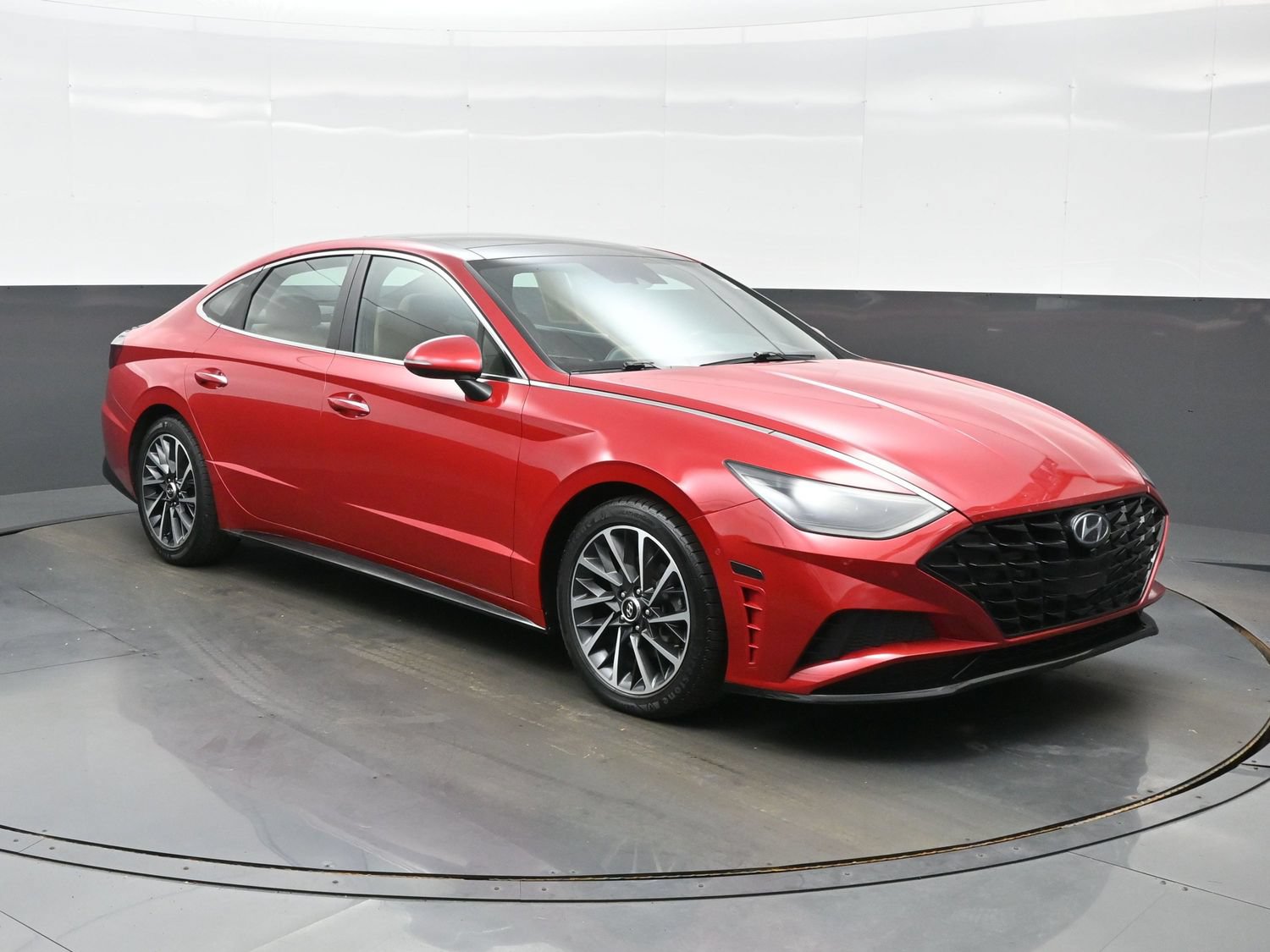 Certified 2022 Hyundai Sonata Limited w/ Cargo Package FWD image 8