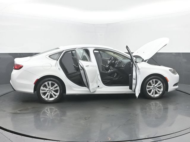 Used 2016 Chrysler 200 Limited w/ Convenience Group FWD image 55
