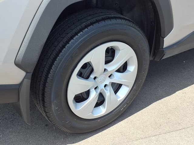 Used 2023 Toyota RAV4 LE FWD image 24