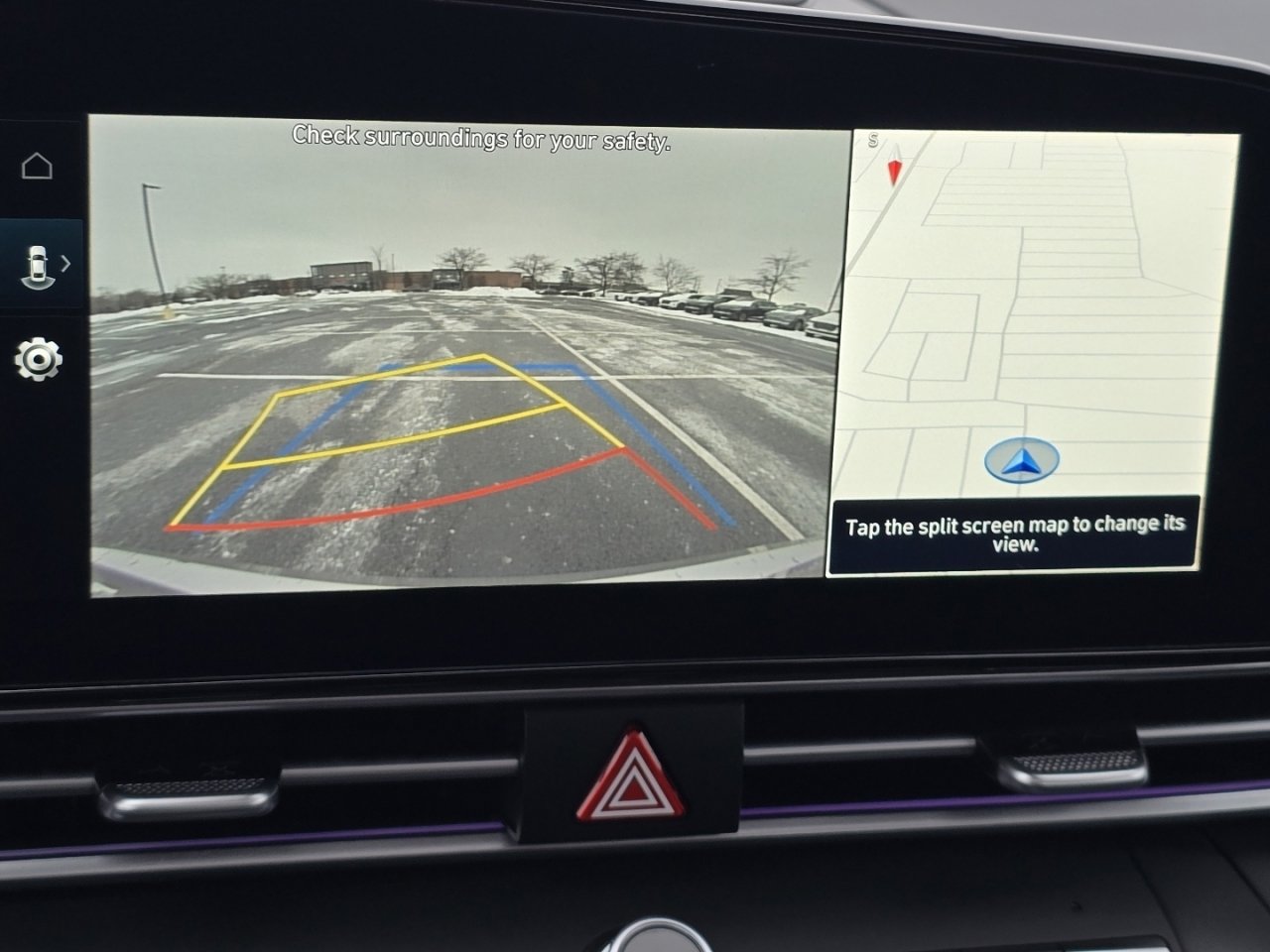 Used 2025 Hyundai Elantra SEL image 5