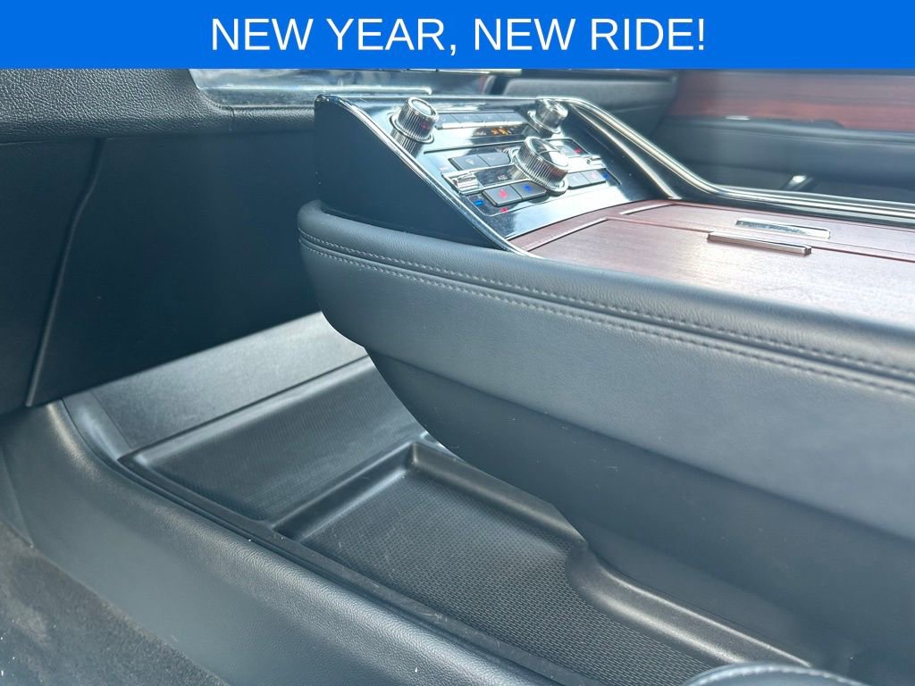 Used 2024 Lincoln Navigator Premiere image 35