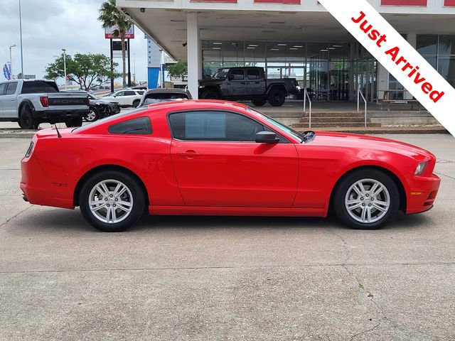 Used 2013 Ford Mustang Coupe image 22