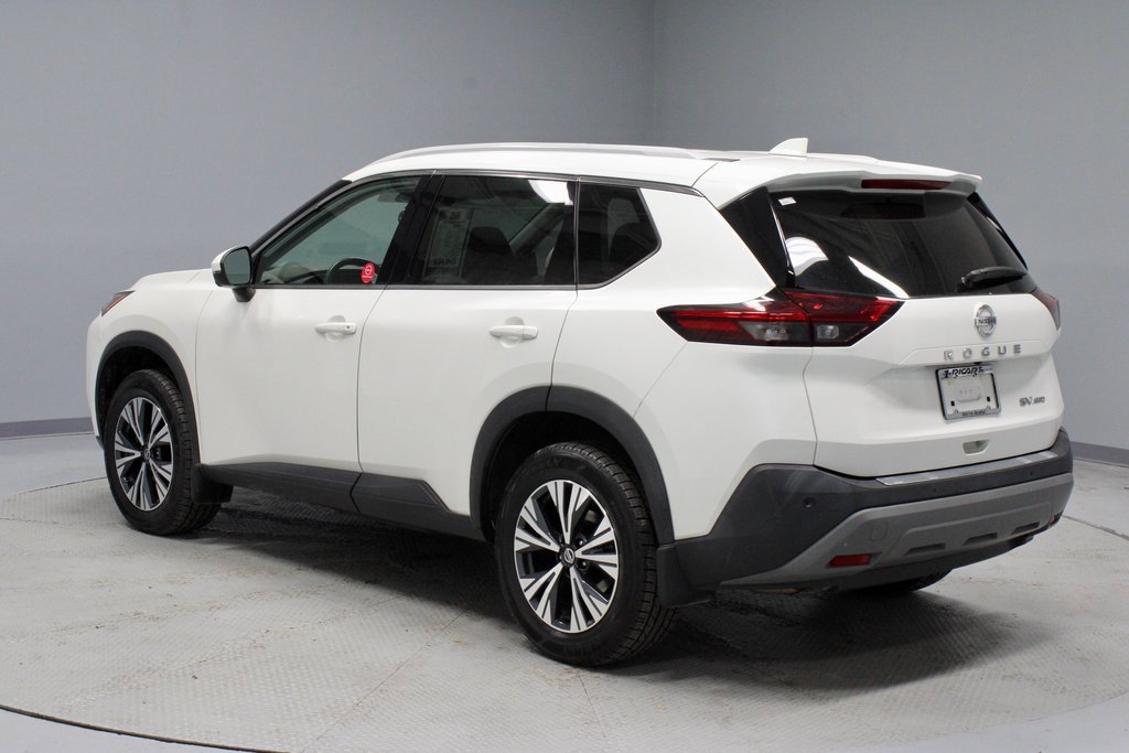 Certified 2021 Nissan Rogue SV w/ Premium Package image 12