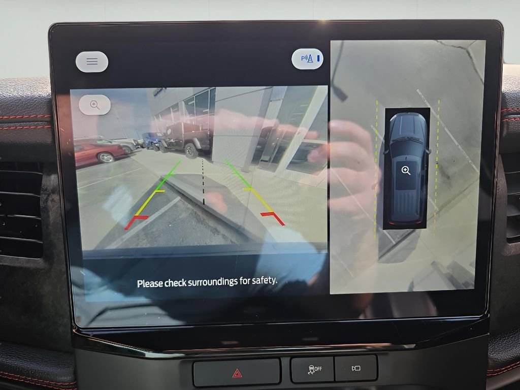 Used 2022 Ford Expedition Max Limited image 26