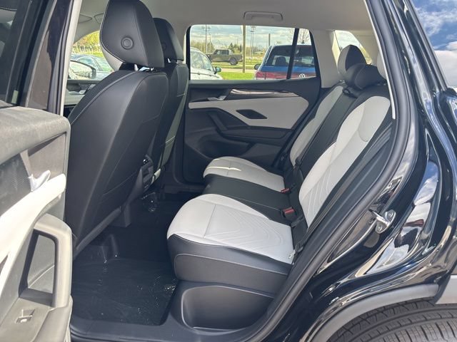 New 2026 Volkswagen Tiguan SE AWD/4WD image 33