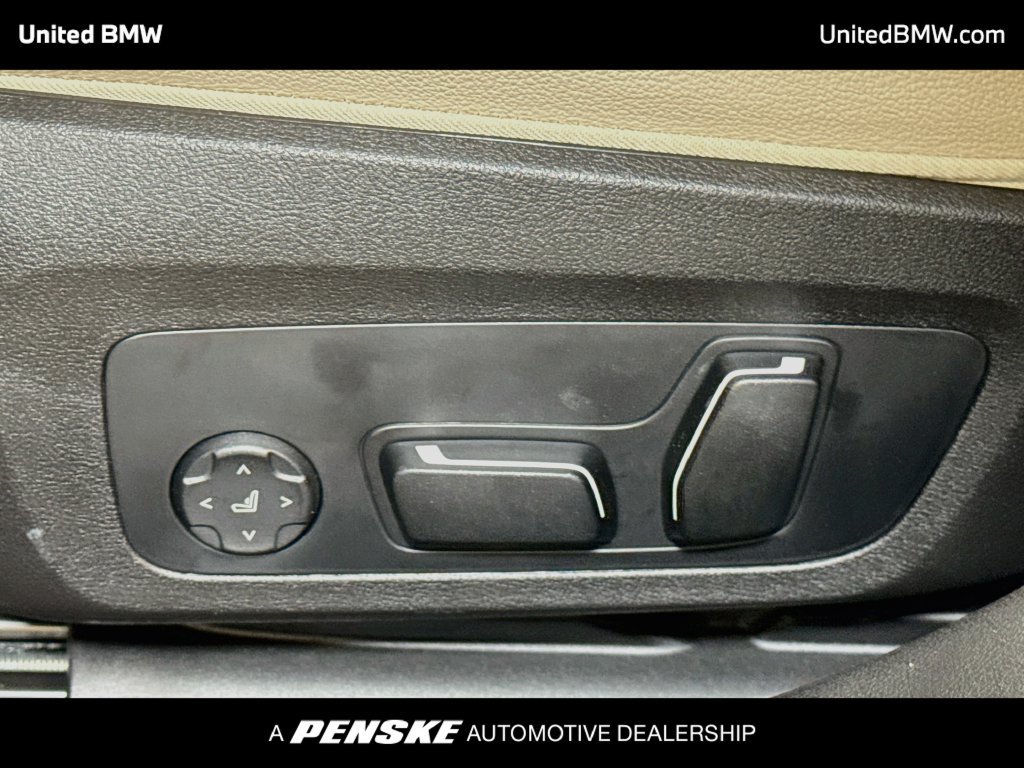 New 2026 BMW 330i Sedan w/ Premium Package RWD image 11