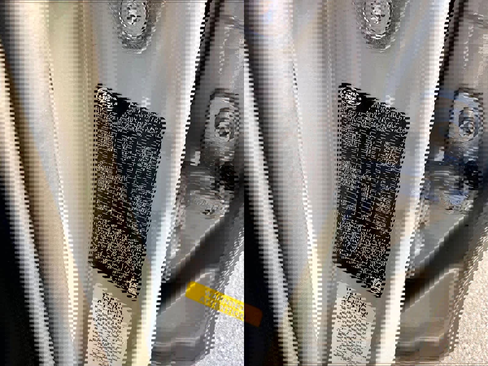 Used 2023 Land Rover Range Rover Evoque R-Dynamic SE image 34