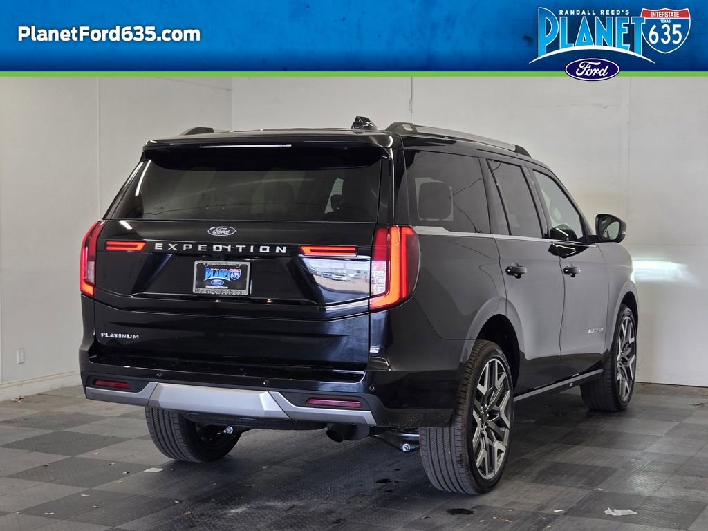 New 2026 Ford Expedition Platinum image 4