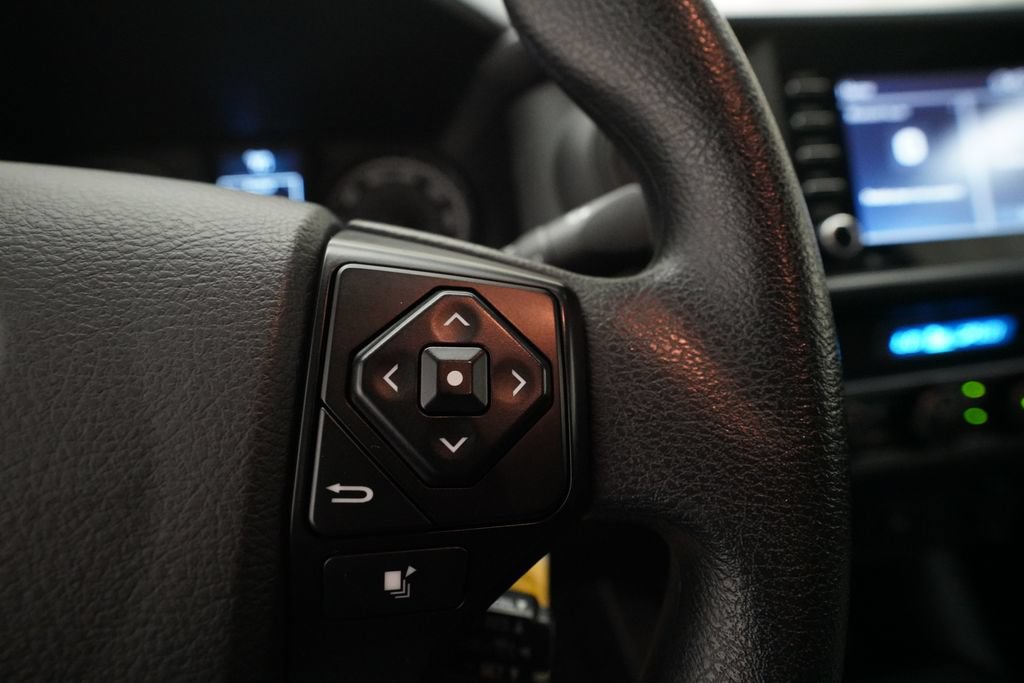 Used 2023 Toyota Tacoma SR AWD/4WD image 17