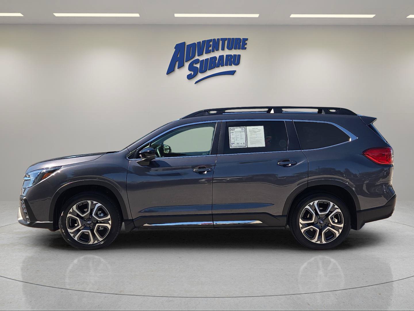 Used 2026 Subaru Ascent Limited w/ Popular Package #1 AWD/4WD image 4