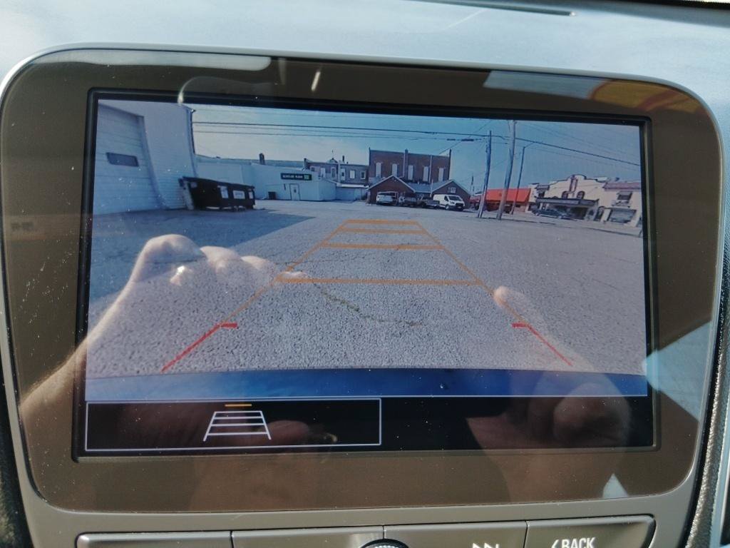 Used 2024 Chevrolet Malibu LT FWD image 21