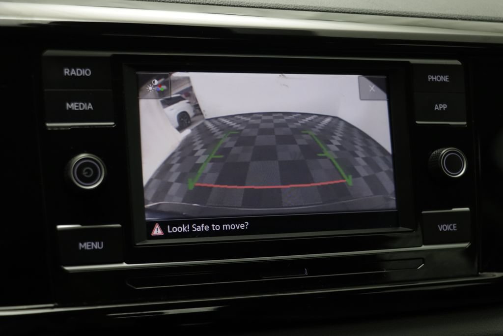 Certified 2024 Volkswagen Taos S AWD/4WD image 9