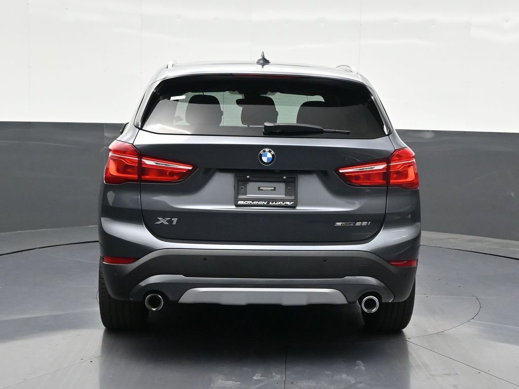 Used 2021 BMW X1 sDrive28i w/ Convenience Package image 4