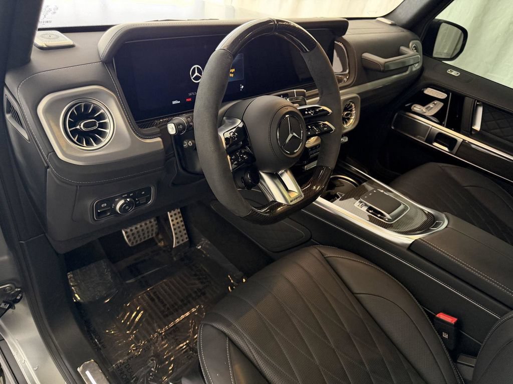 Used 2025 Mercedes-Benz G 63 AMG 4MATIC image 4
