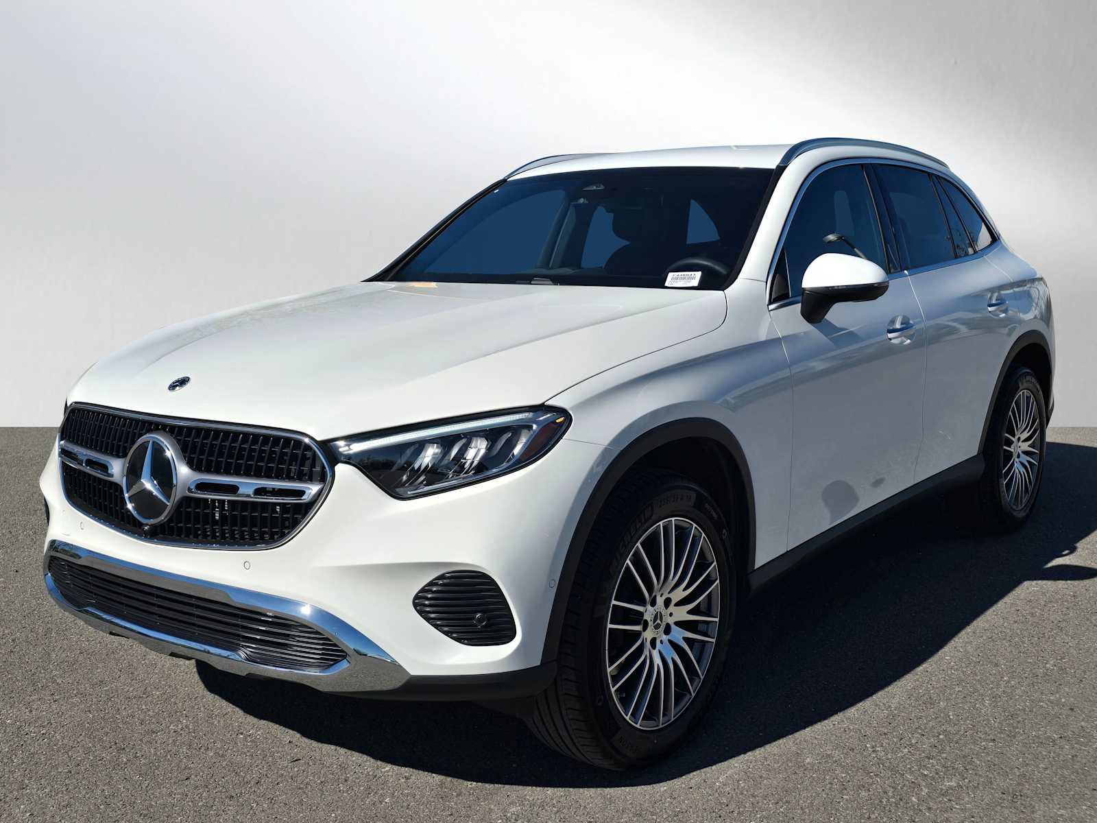 Used 2026 Mercedes-Benz GLC 300 image 8