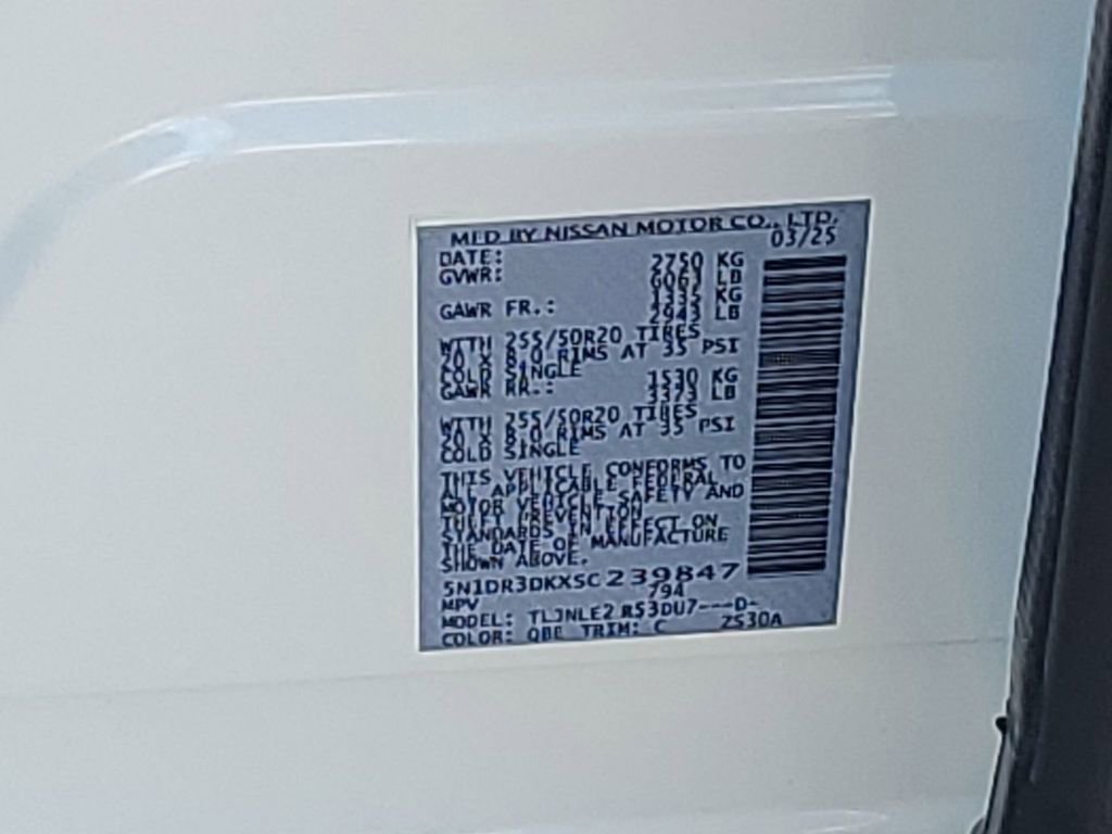 Used 2025 Nissan Pathfinder Platinum image 51