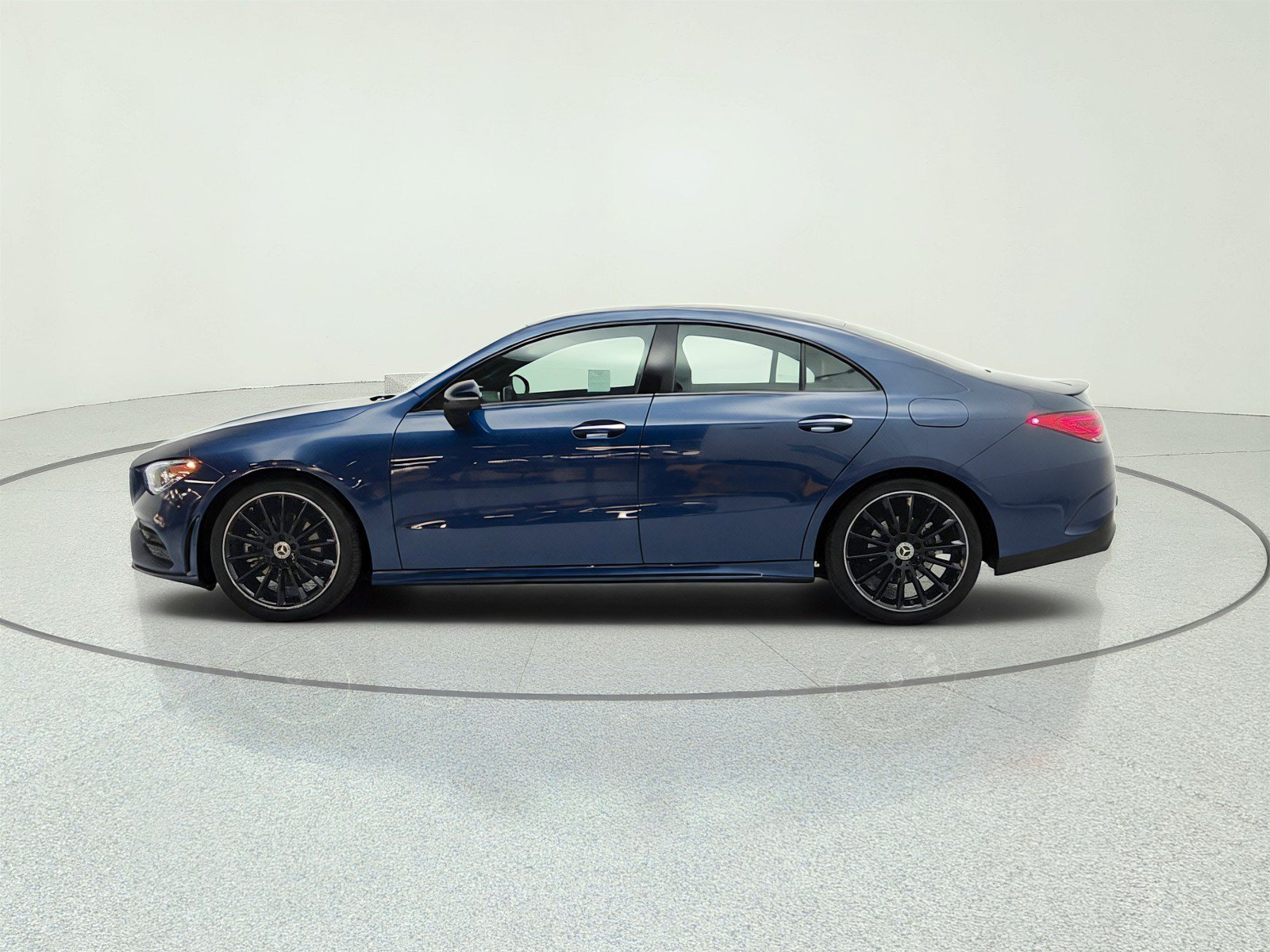Used 2023 Mercedes-Benz CLA 250 image 8