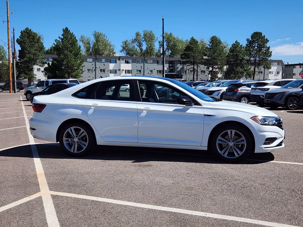 Certified 2020 Volkswagen Jetta R-Line w/ R-Line Cold Weather Package FWD image 4