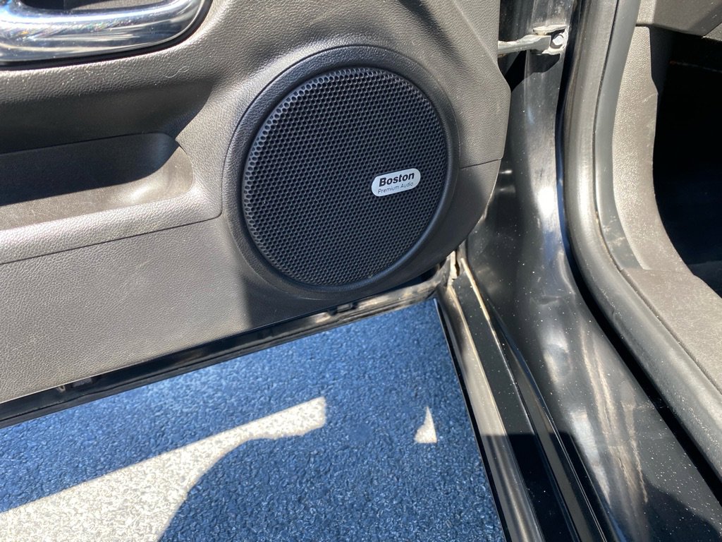 Used 2013 Chevrolet Camaro SS w/ RS Package image 39