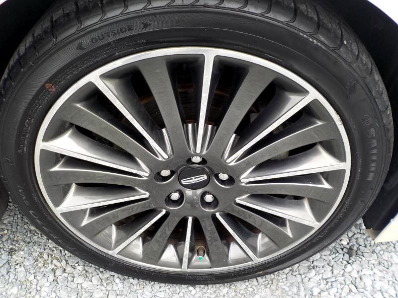 Used 2015 Lincoln MKZ Hybrid w/ Equipment Group 202A Reserve image 27