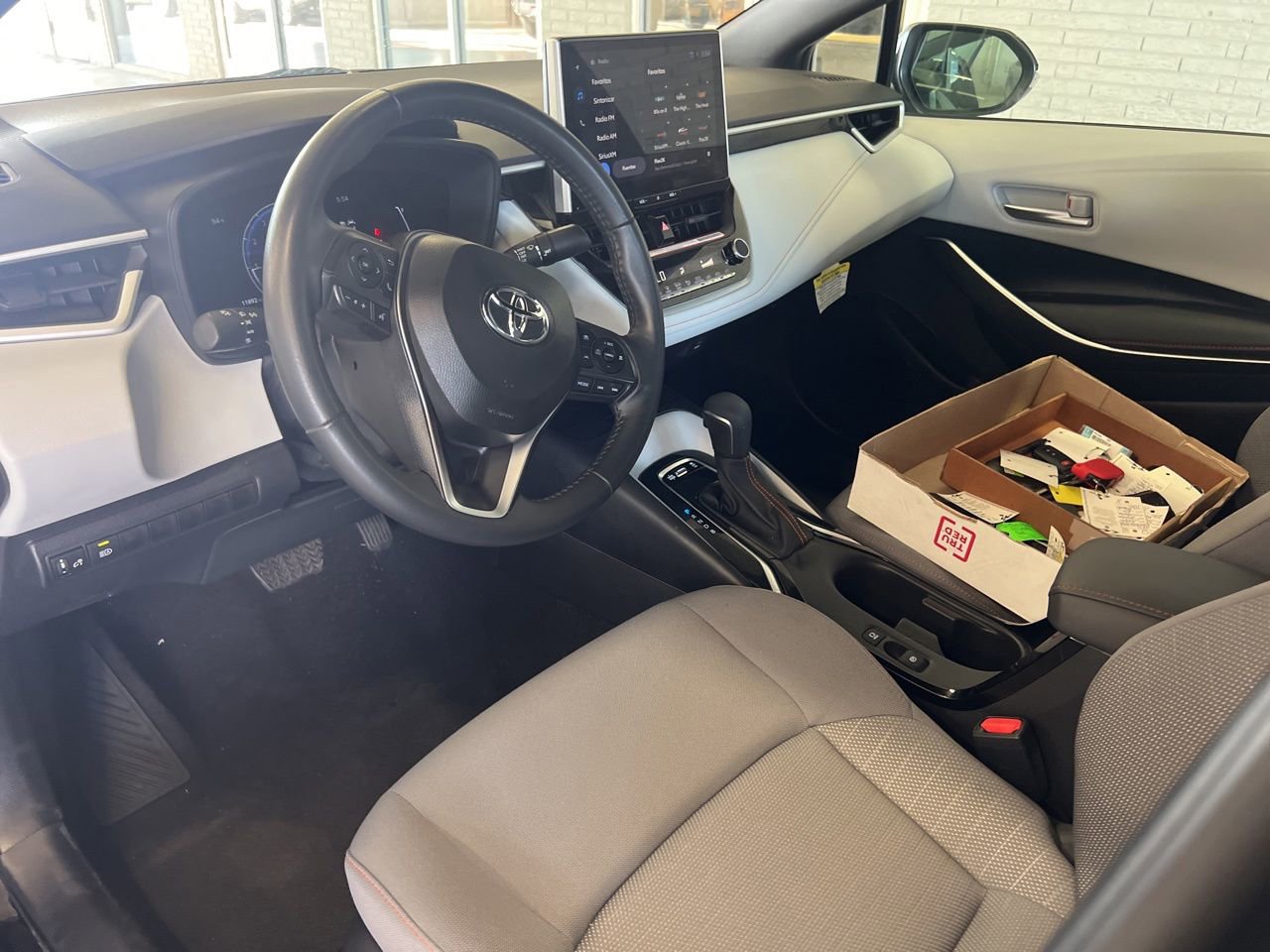 Used 2025 Toyota Corolla FX w/ Convenience Package FWD image 7