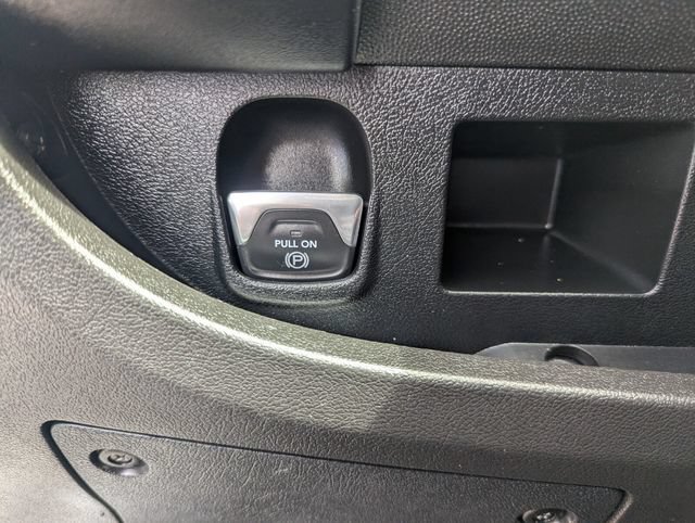 Used 2025 RAM ProMaster 2500 w/ Convenience Group FWD image 15
