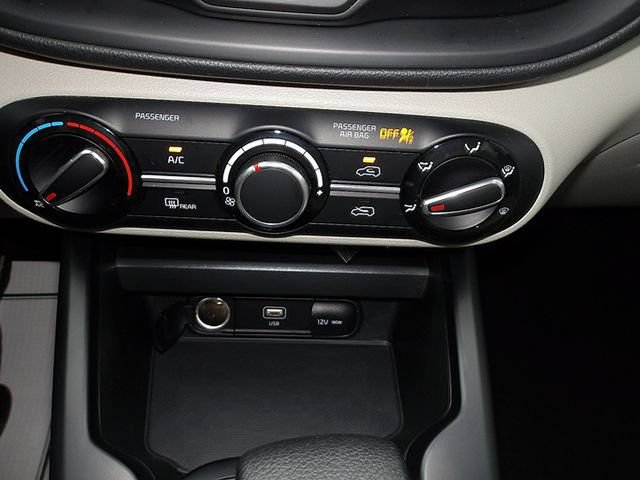Certified 2024 Kia Soul LX FWD image 20