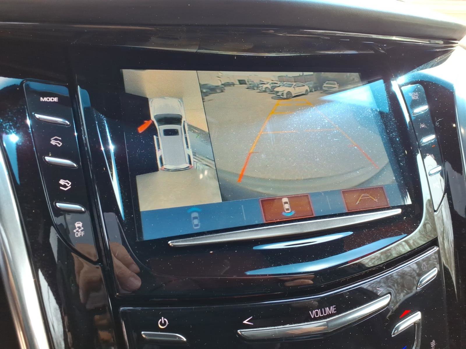 Used 2018 Cadillac Escalade Platinum image 33