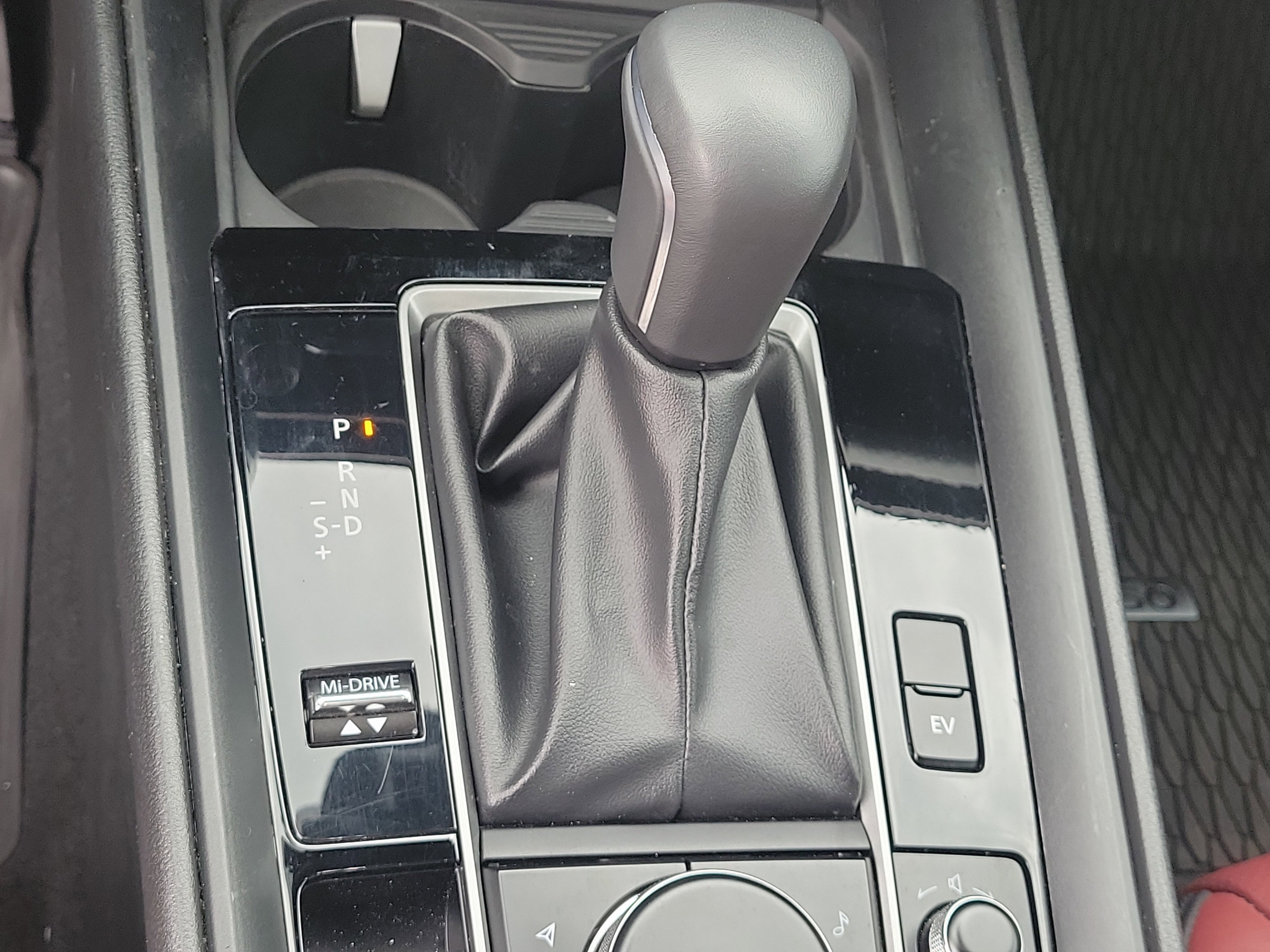 Used 2025 MAZDA CX-50 AWD 2.5 Hybrid w/ Weather Package image 24