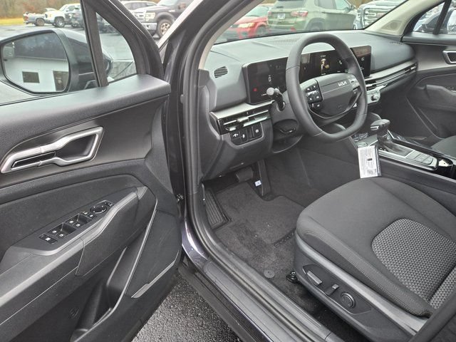 New 2026 Kia Sportage LX w/ LX Convenience Package AWD/4WD image 4